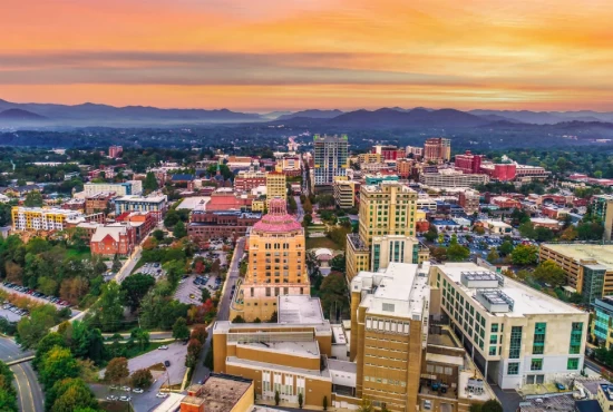 10 Must-Visit Attractions in Asheville, NC